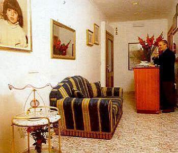 Hotel Tizi Рим Екстер'єр фото